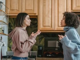 Life tips:Ways of living with a difficult roommate