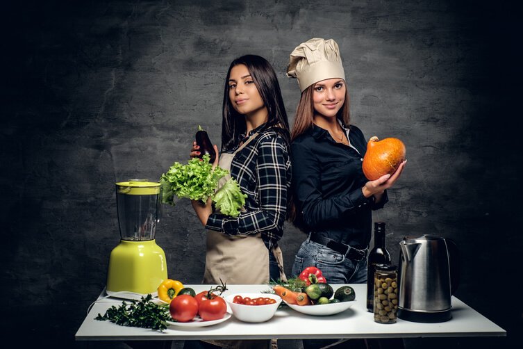 Creative National Best Friends Day Ideas To Celebrate Your BFF - Cooking