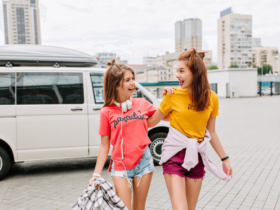 Teen Girls - How to Plan a Safe and Fun Adventure in London